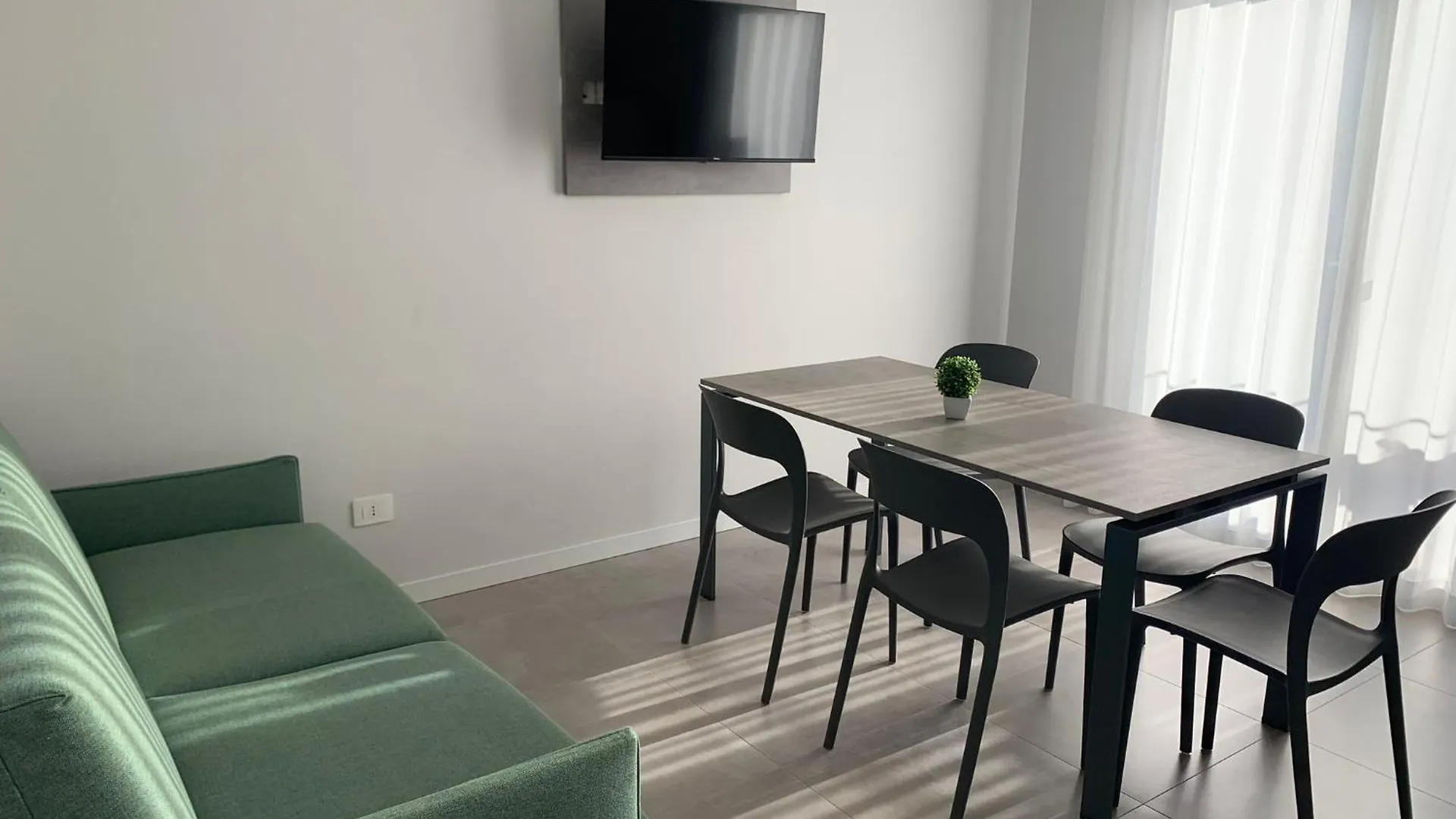 Matilde Apartments كاوْرلي إيطاليا
